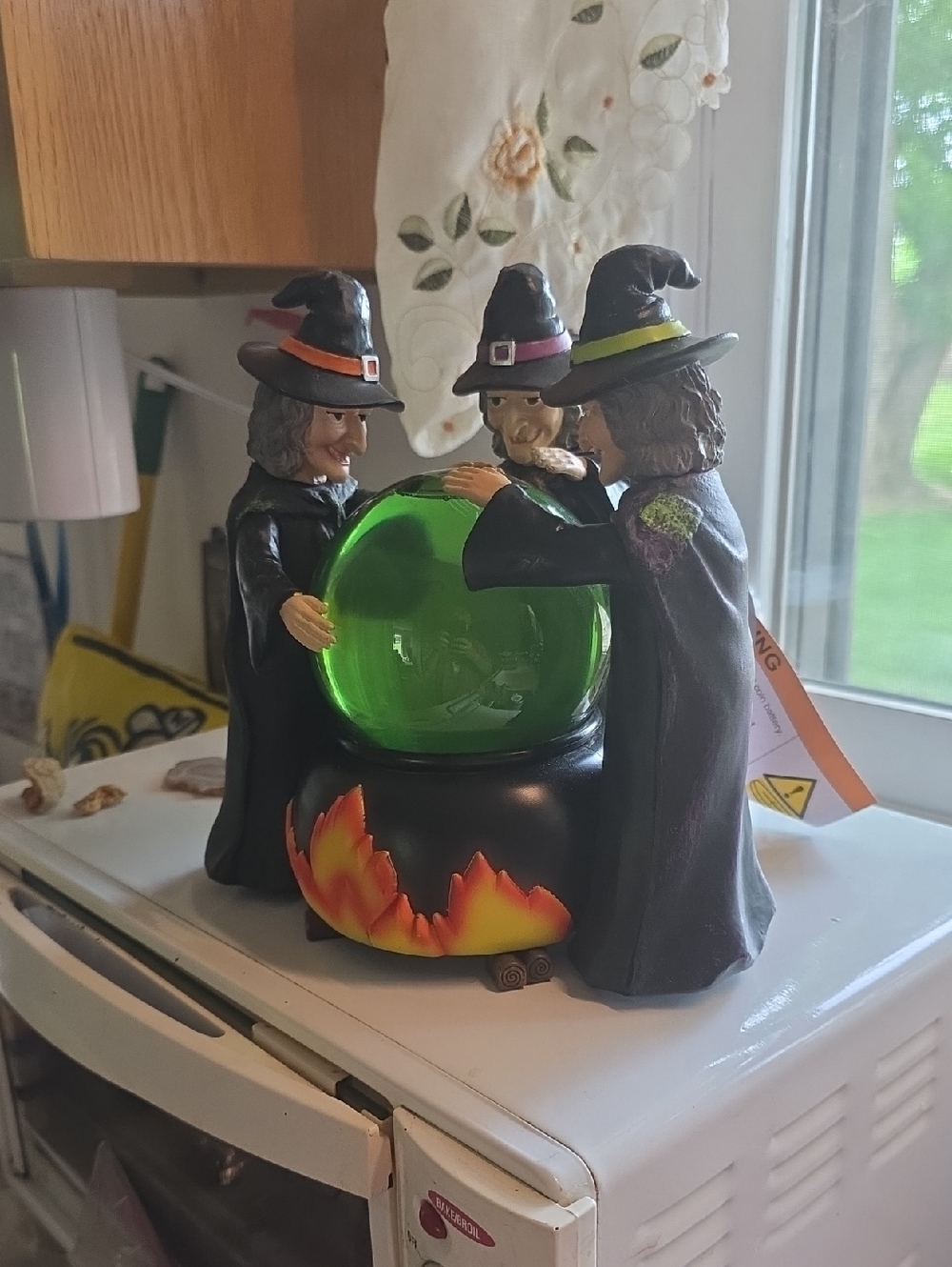 Broomstick BLVD Smokey Swirling Crystal Ball Witch Figurine 8.5"x6.5"